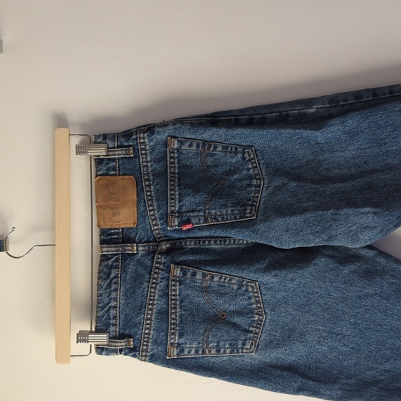 Vintage 90's Levi's 550 Medium Wash High Rise Slim Tapered Mom Jeans, Size 26 - Picture 3 of 4